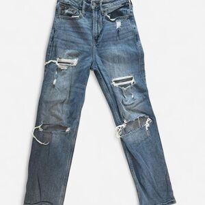 Hollister Women's Distressed Ultra High Rise Vintage Straight-Leg Jeans